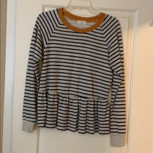 Anthropologie t.la sweater top